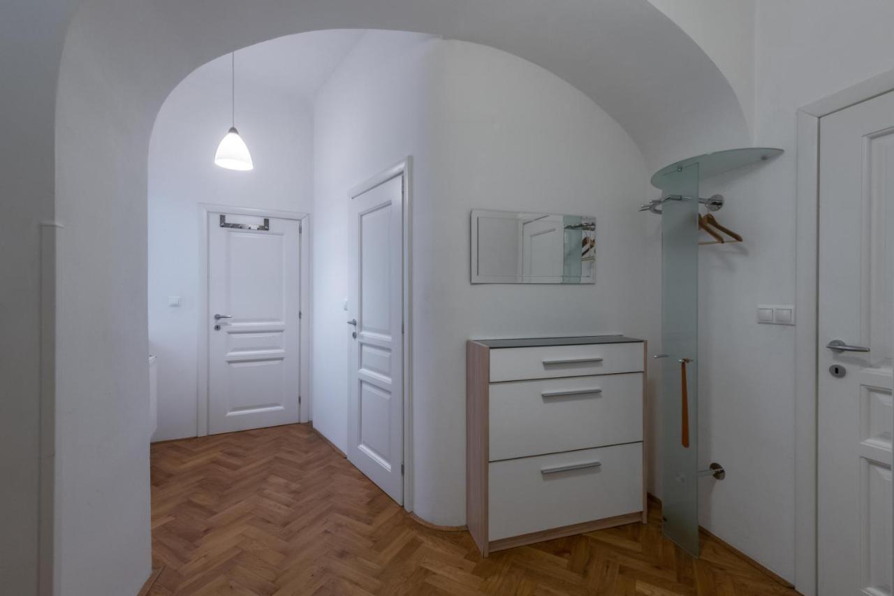 Carolinum Daire